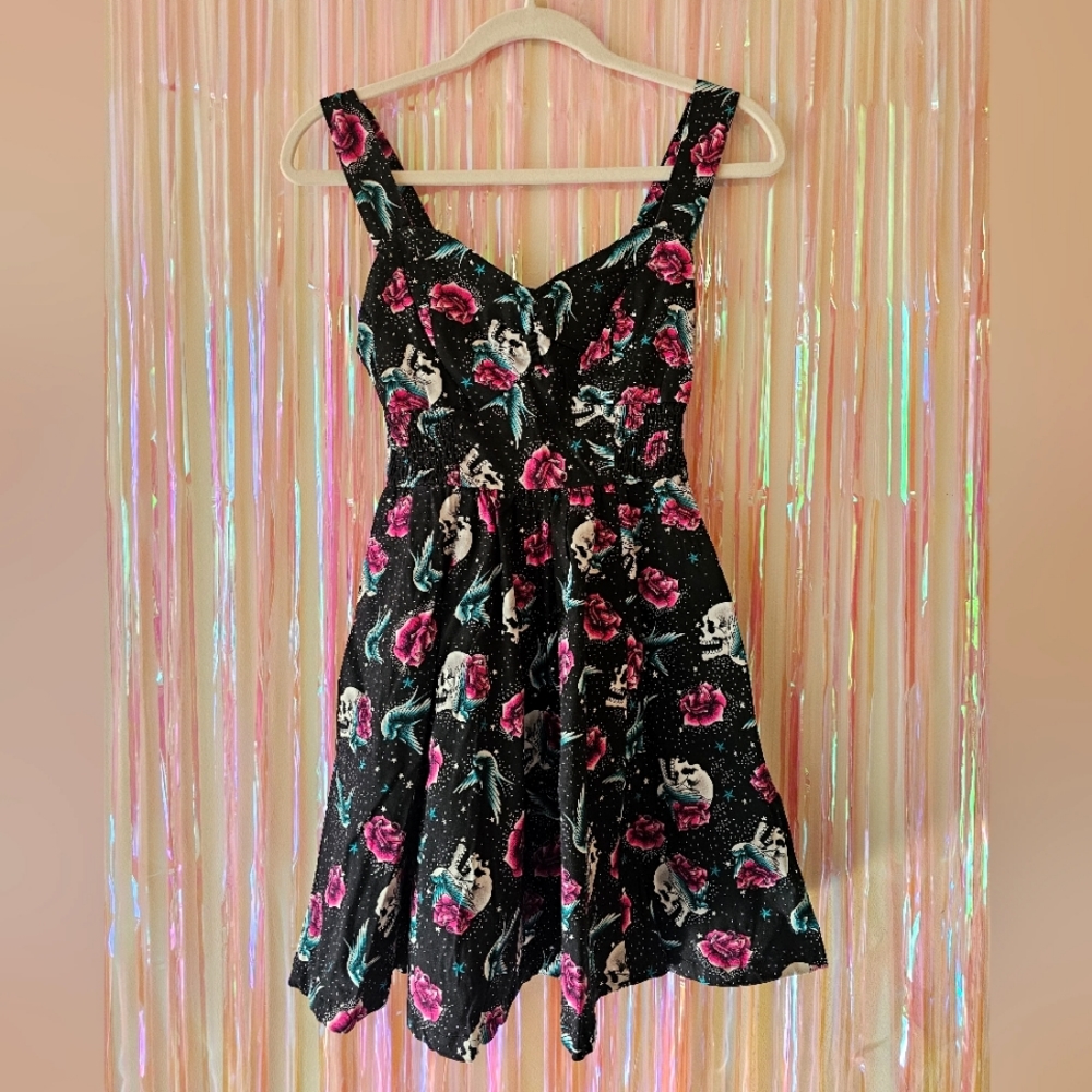 Hot Topic Vintage Skull Rose Sparrow Dress Petite SM